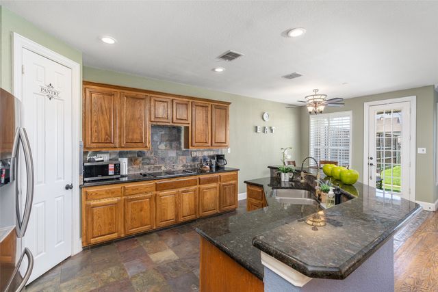 503 Poplar Lane, Irving, TX 75063