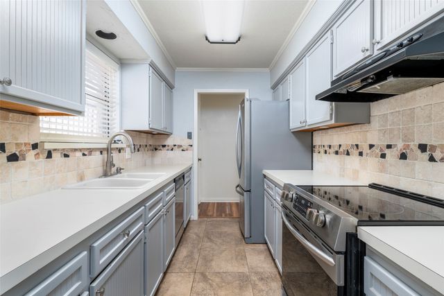 4918 Sonterra Court, Granbury, TX 76049