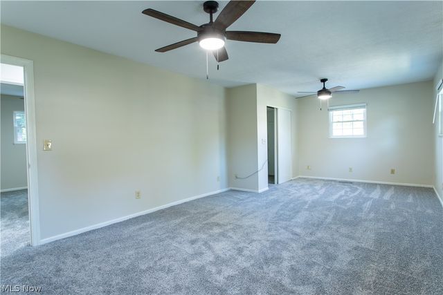2305 14th Avenue, Vienna, WV 26105