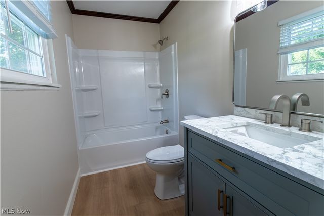 2305 14th Avenue, Vienna, WV 26105