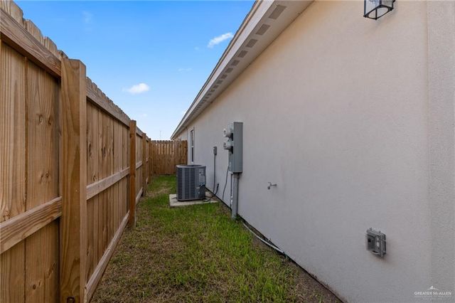 3099 Briggs Road, Weslaco, TX 78596