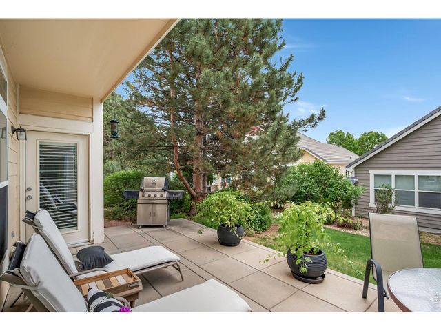 836 Windflower Dr, Longmont, CO 80504