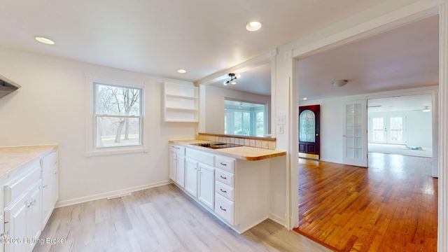 2100 Rebel Ridge Rd, La Grange, KY 40031