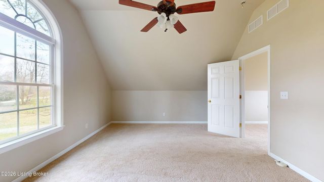 2100 Rebel Ridge Rd, La Grange, KY 40031