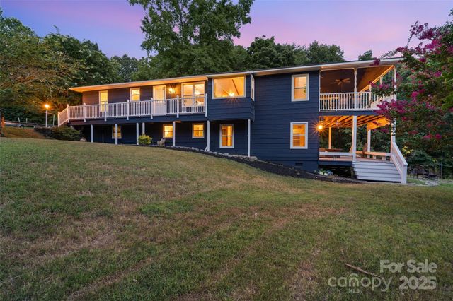 335 Carroll Cove, Clover, SC 29710