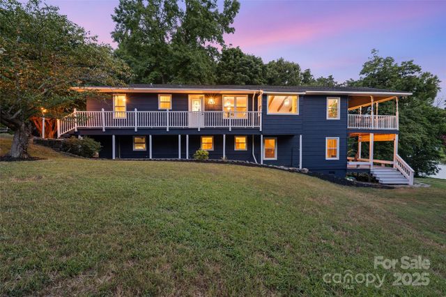 335 Carroll Cove, Clover, SC 29710
