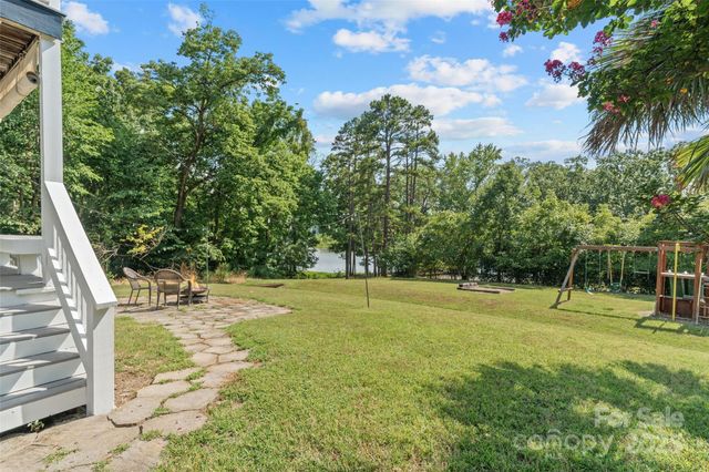 335 Carroll Cove, Clover, SC 29710