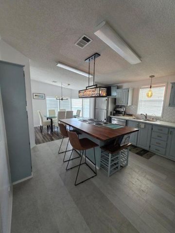 6765 Spanish Lakes Boulevard, Fort Pierce, FL 34951