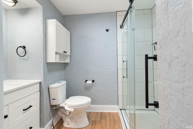 1044 Kenwood Avenue, Fort Wayne, IN 46805