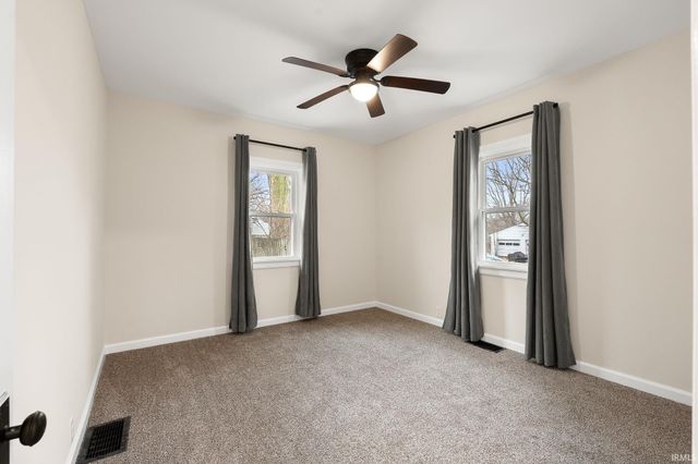 1044 Kenwood Avenue, Fort Wayne, IN 46805