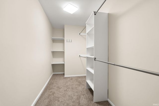 1044 Kenwood Avenue, Fort Wayne, IN 46805