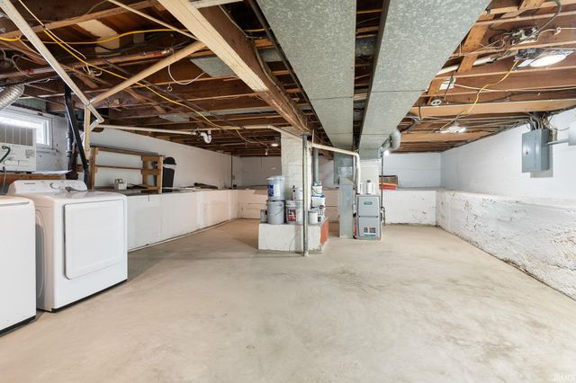 1044 Kenwood Avenue, Fort Wayne, IN 46805