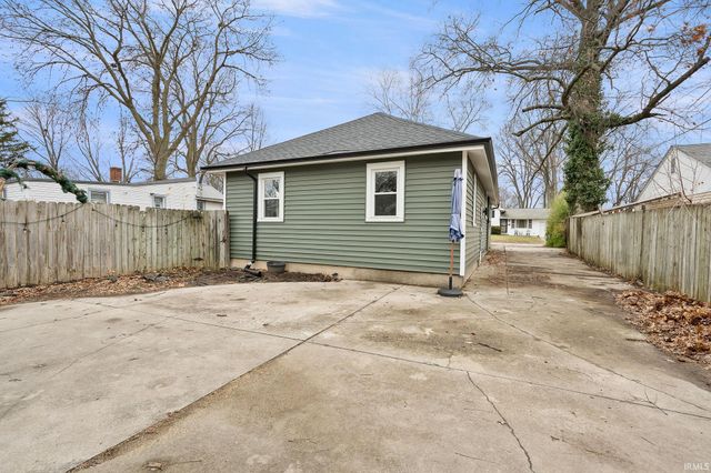 1044 Kenwood Avenue, Fort Wayne, IN 46805