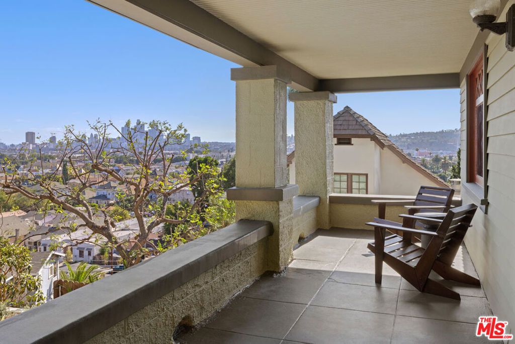 Image 10 of property listing at 3017 Minnesota Street, Los Angeles, CA 90031