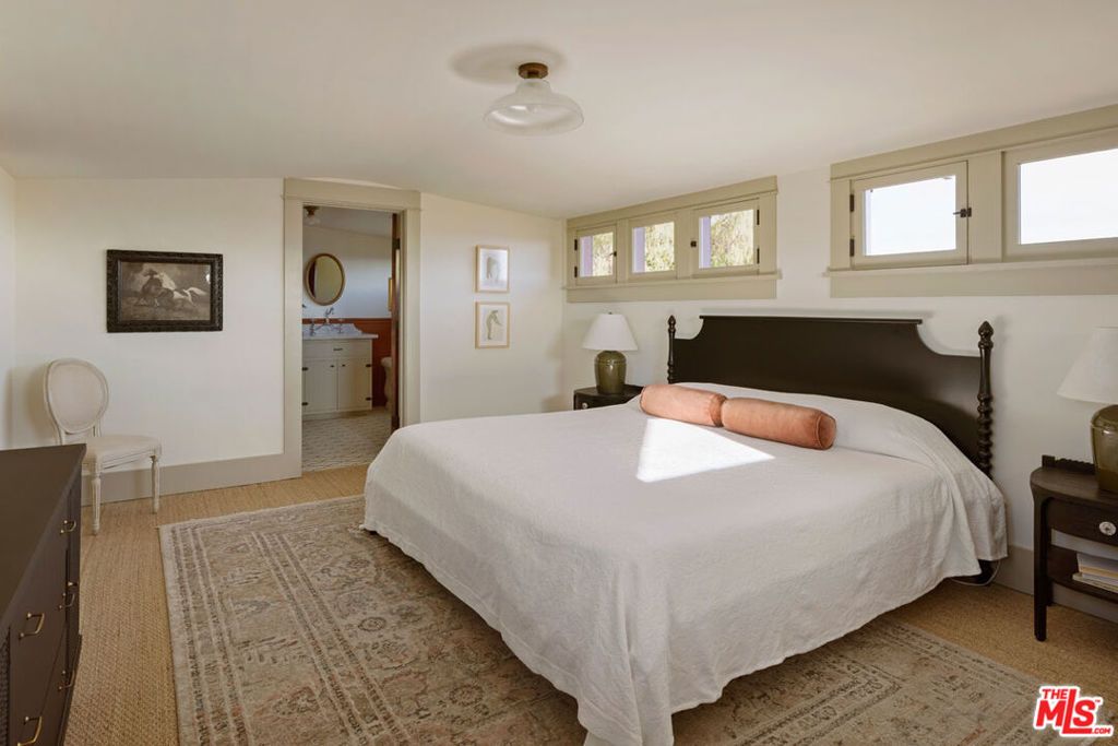 Image 36 of property listing at 3017 Minnesota Street, Los Angeles, CA 90031
