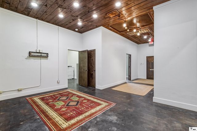 1000 LOUISVILLE AVENUE, Monroe, LA 71201