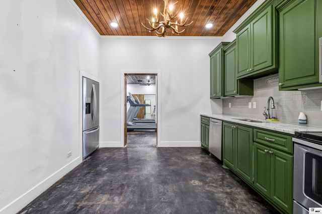 1000 LOUISVILLE AVENUE, Monroe, LA 71201