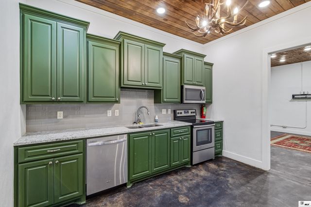 1000 LOUISVILLE AVENUE, Monroe, LA 71201