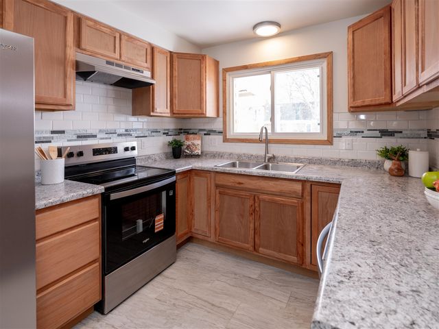 2514 Townhouse Lane, Kalamazoo, MI 49001