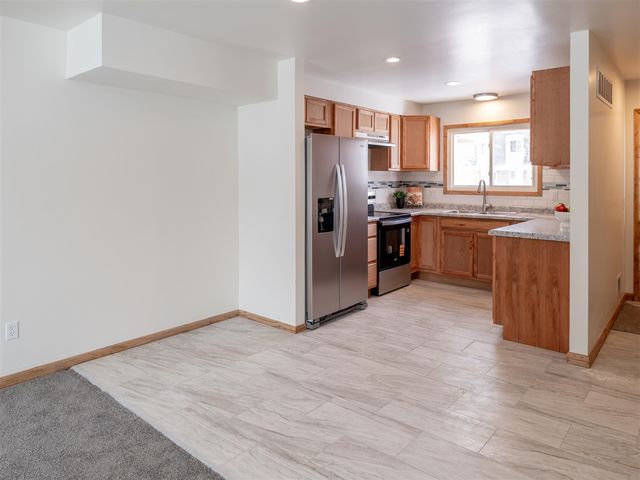 2514 Townhouse Lane, Kalamazoo, MI 49001