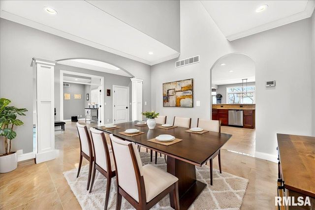 3661 COLE HOLLOW Road, Pekin, IL 61554