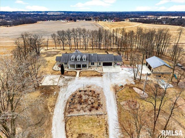 3661 COLE HOLLOW Road, Pekin, IL 61554
