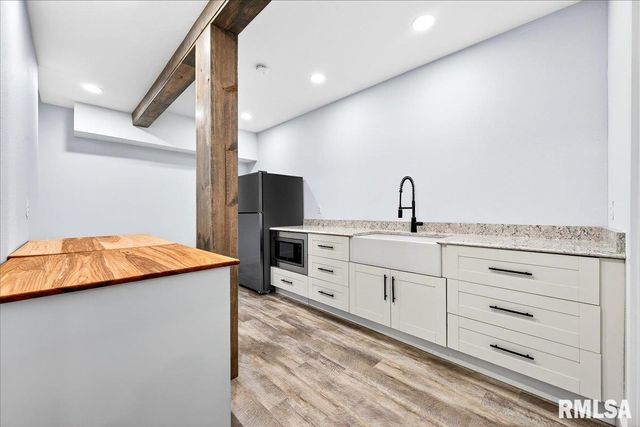 3661 COLE HOLLOW Road, Pekin, IL 61554