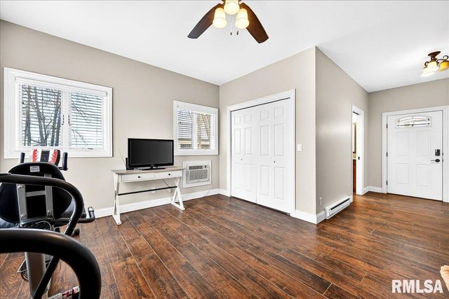 3661 COLE HOLLOW Road, Pekin, IL 61554