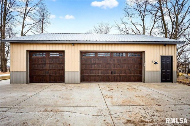 3661 COLE HOLLOW Road, Pekin, IL 61554