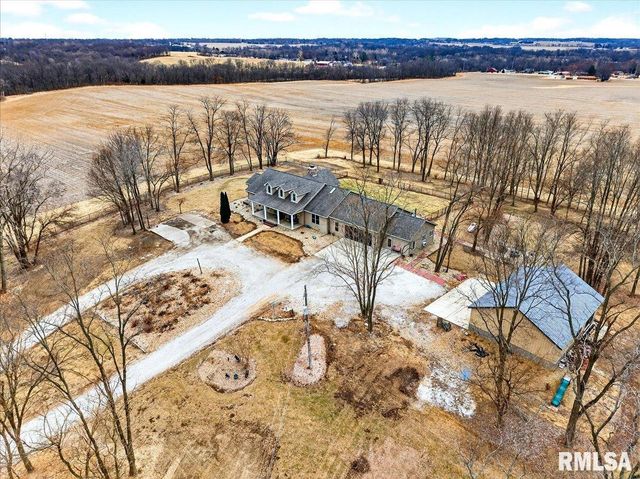3661 COLE HOLLOW Road, Pekin, IL 61554