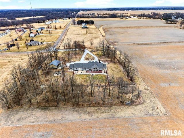 3661 COLE HOLLOW Road, Pekin, IL 61554