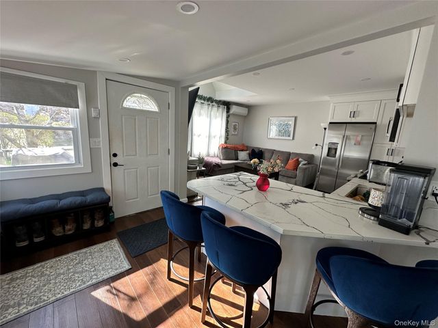 20 Melnick Place, Lake Peekskill, NY 10537