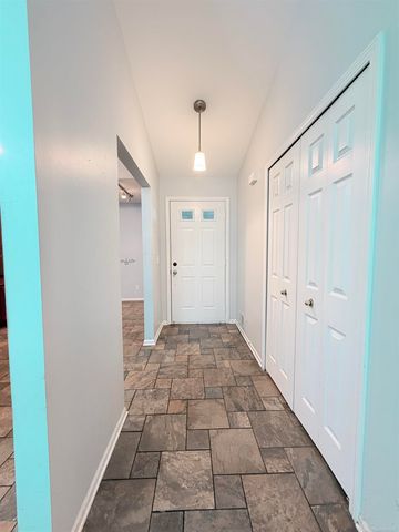 4063 Richfield Drive, Sterling Heights, MI 48314