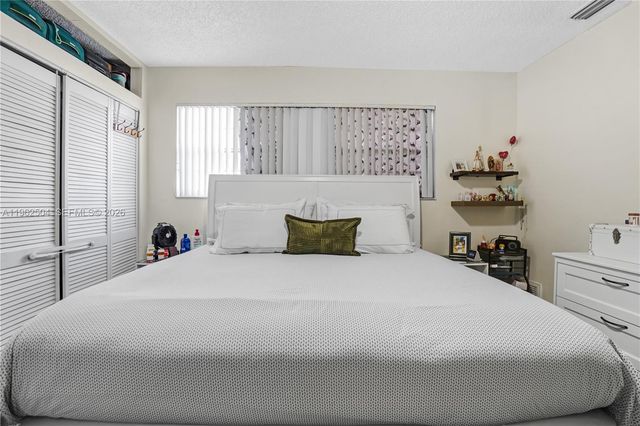 4630 SW 97th Ave, Miami, FL 33165