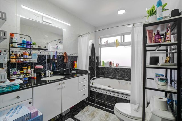 4630 SW 97th Ave, Miami, FL 33165