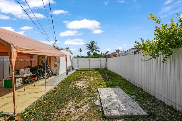 4630 SW 97th Ave, Miami, FL 33165