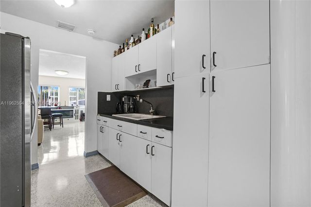 4630 SW 97th Ave, Miami, FL 33165