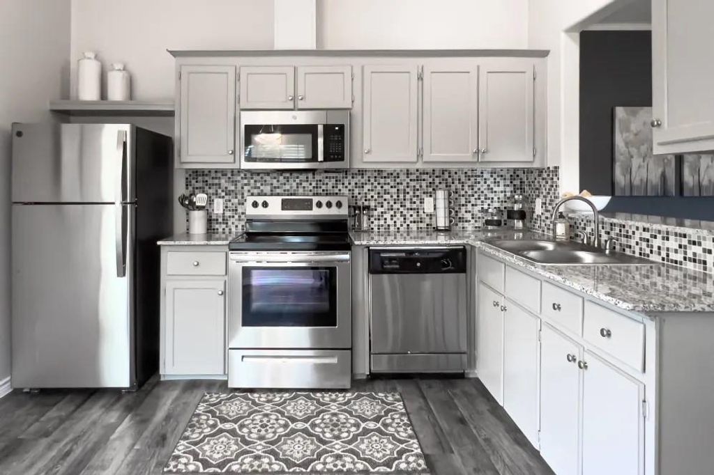 516 Stafford Spring Avenue 828, Stafford, TX 77477