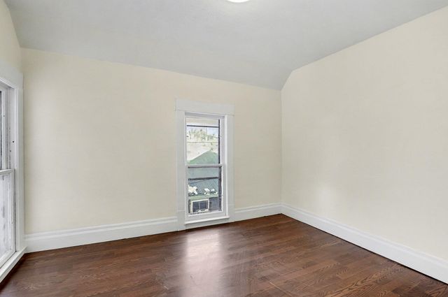 127 N Pleasant Street, Watervliet City, MI 49098