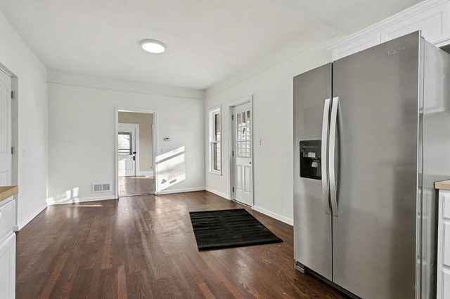 127 N Pleasant Street, Watervliet City, MI 49098