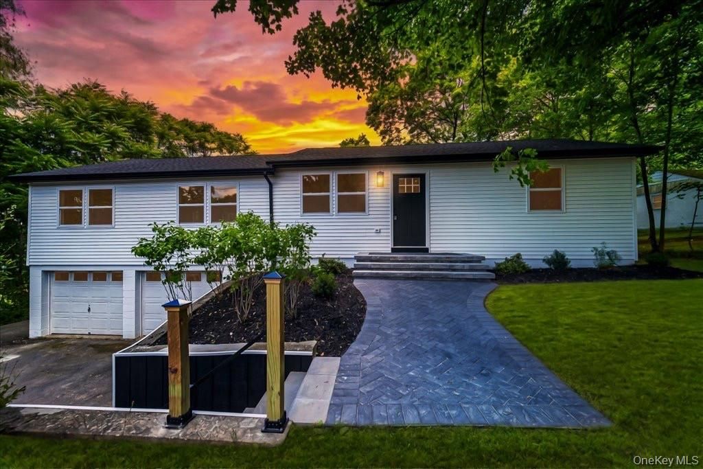 452 Vineyard Avenue, Highland, NY 12528