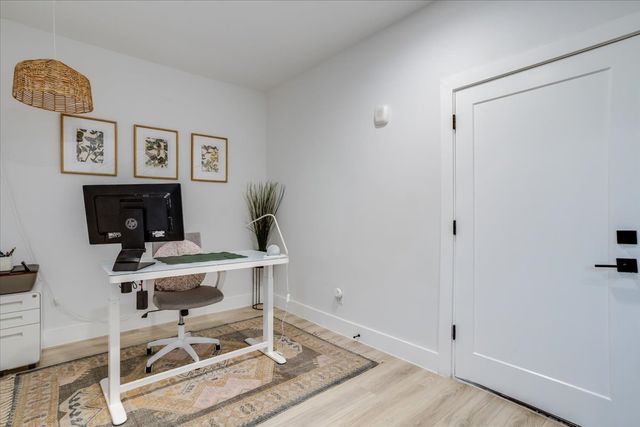 2038 N Prairie Avenue 104, Dallas, TX 75204