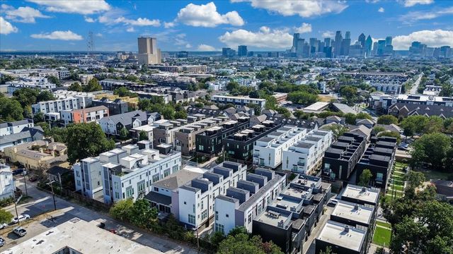 2038 N Prairie Avenue 104, Dallas, TX 75204