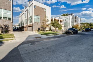 2038 N Prairie Avenue 104, Dallas, TX 75204