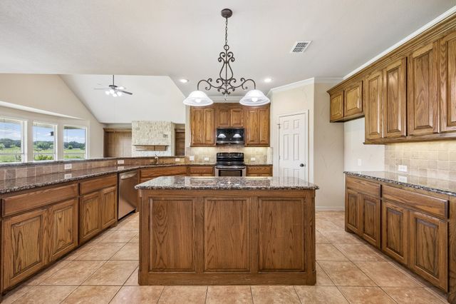 6365 Graham Point, Royse City, TX 75189