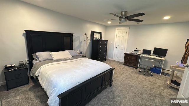15 17th Street 1, Hawthorne, NJ 07506