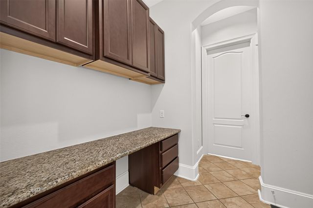 20422 Horseshoe Canyon Drive, Cypress, TX 77433