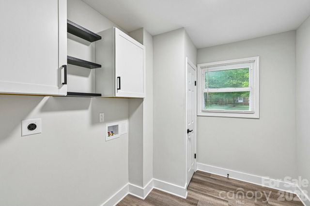 4022 Southgate Drive, Charlotte, NC 28205