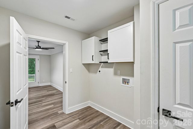 4022 Southgate Drive, Charlotte, NC 28205