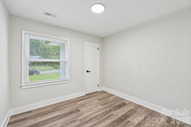 4022 Southgate Drive, Charlotte, NC 28205